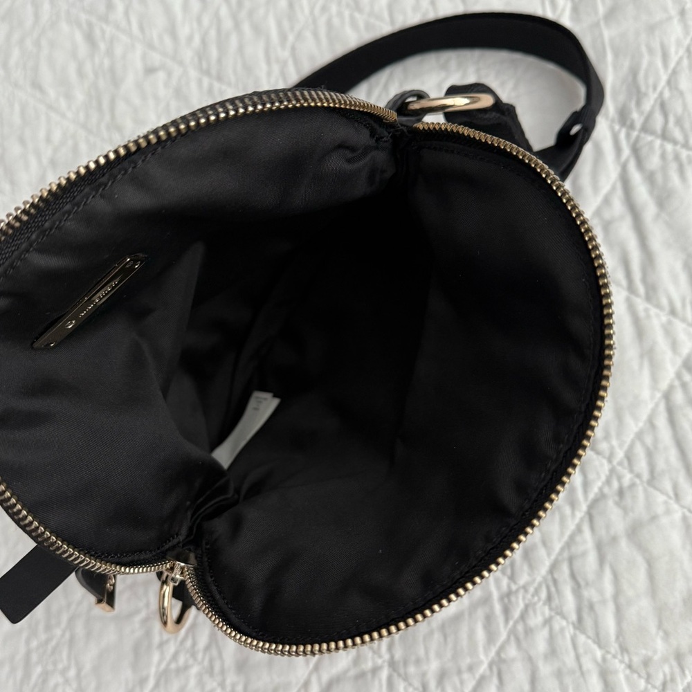 lululemon athletica Black Crossbody Bag - Picture 11 of 16